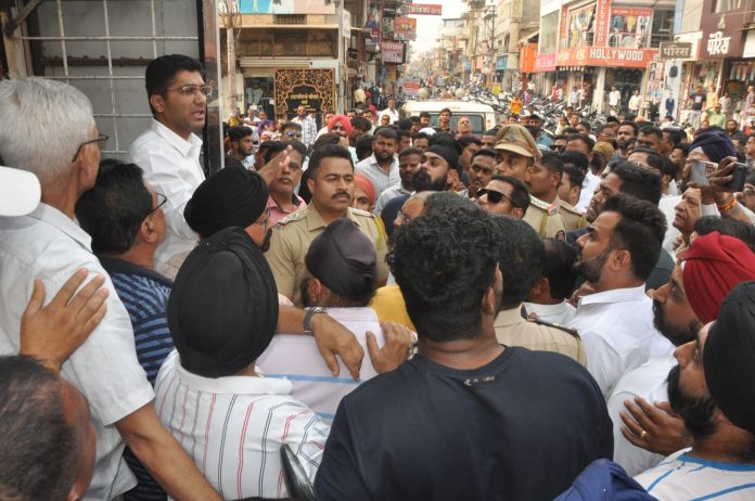 WhatsApp Image 2025-04-01 at 5.37.57 PM (1)