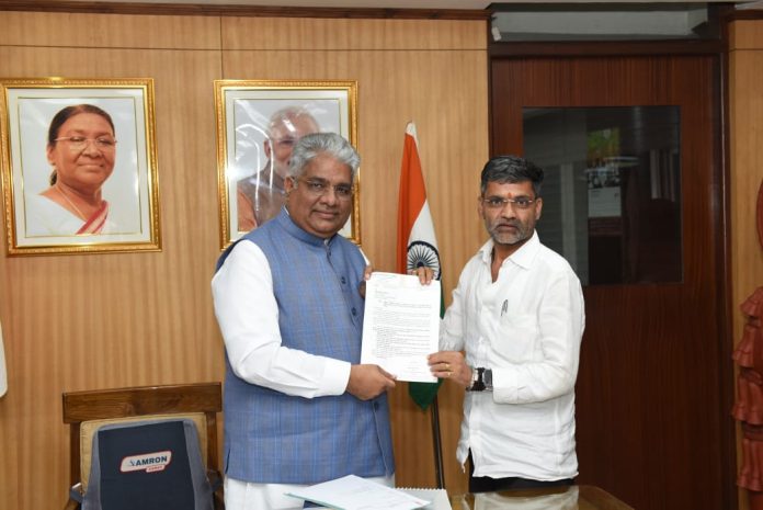 c92514fe-d257-4fa3-8df6-29a5f917bf5a